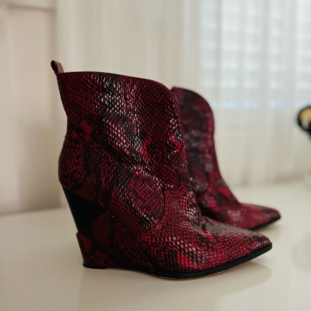 Jessica Simpson Booties